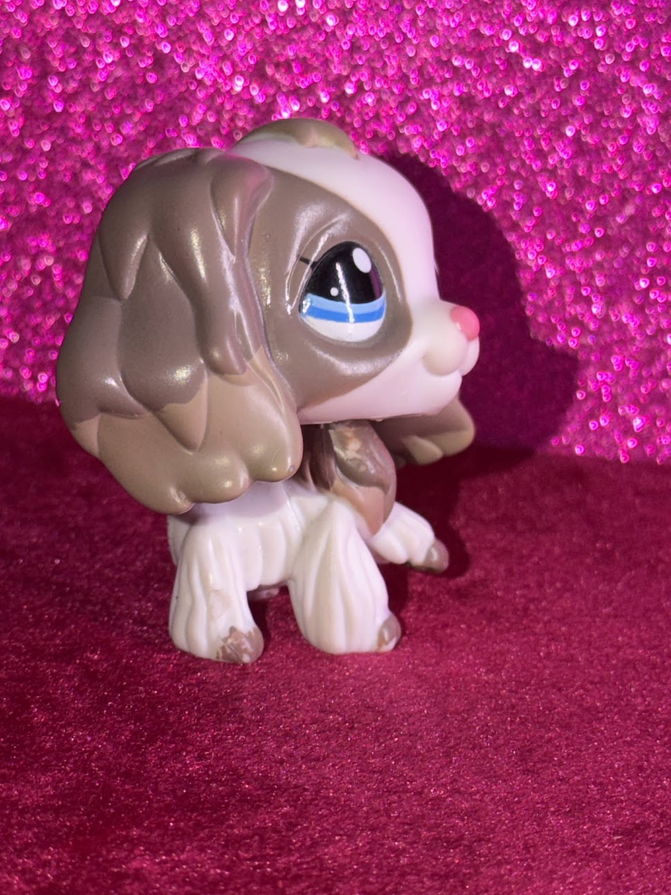 LPS #2254 Cocker Spaniel sitting view